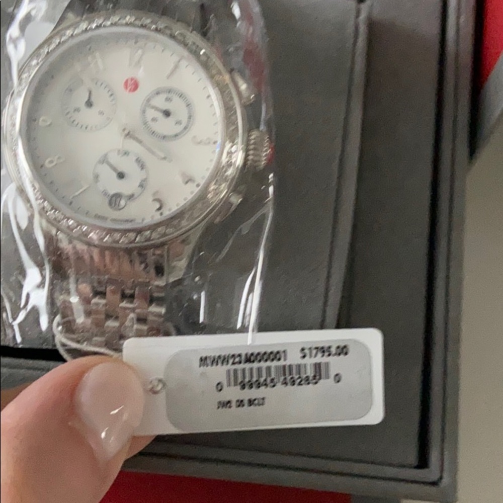 Michele *Brand NEW* still in plastic wrap! - Picture 6 of 8